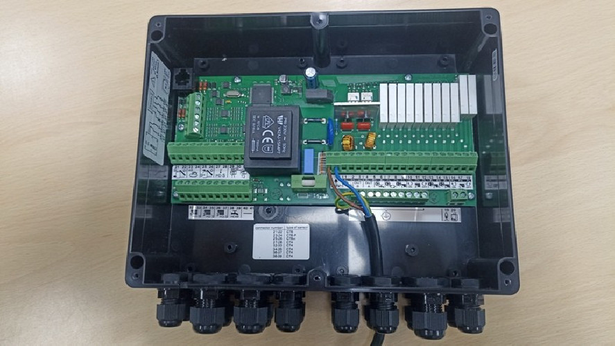 Regulator pogodowy ecoMAX 850i3 PLUM