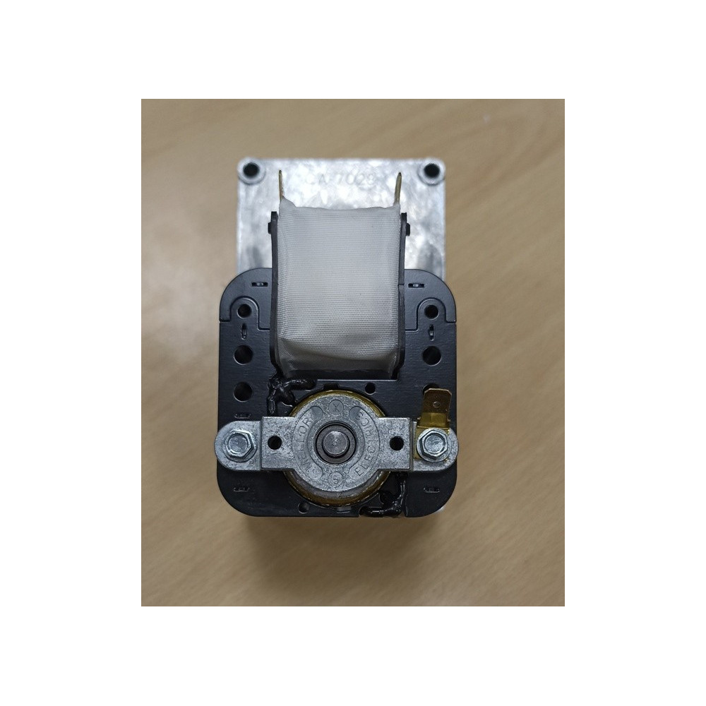 Edilkamin motoreduktor 3,3rpm FB1144