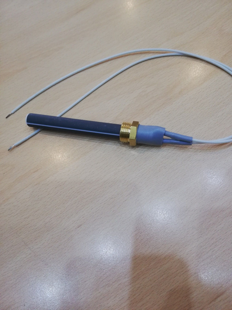 Grzałka ceramiczna 300 W 230 V z gwintem 3/8