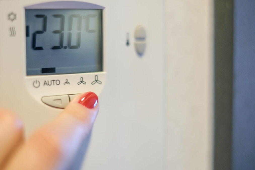Jak regulować temperaturę pokojową?